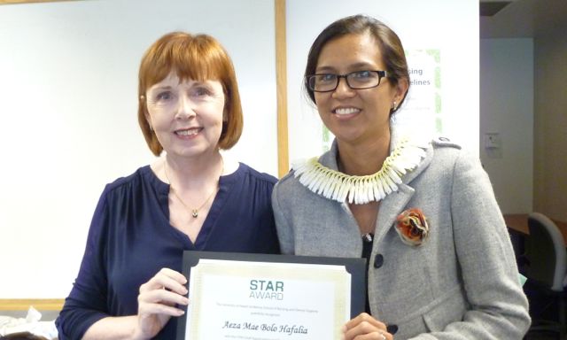 Aeza Hafalia receives star award 
