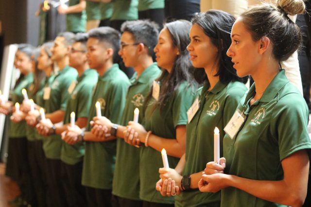 new nursing students recite the nightingale pledge