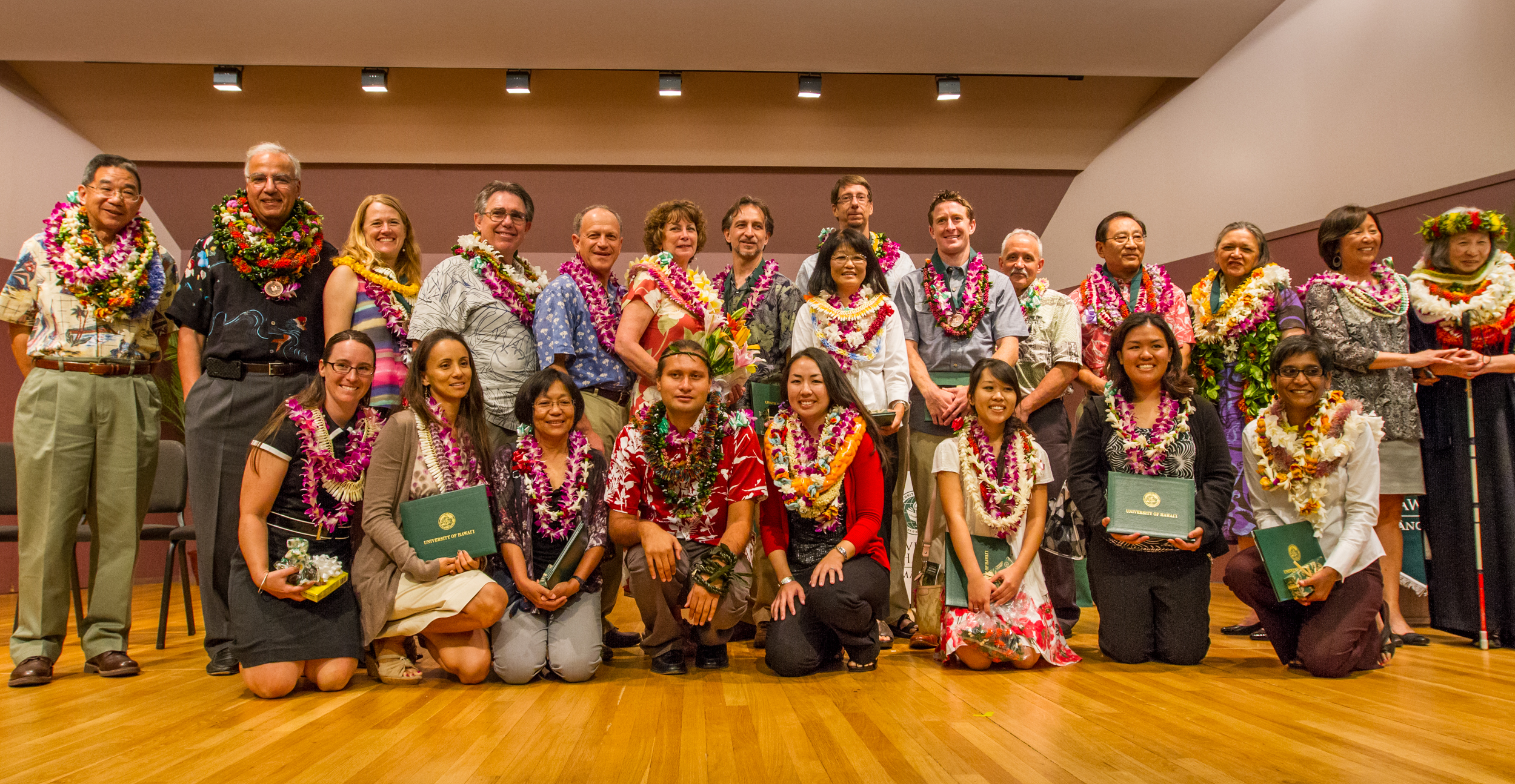 Merle Kataoka-Yahiro poses for group photo 