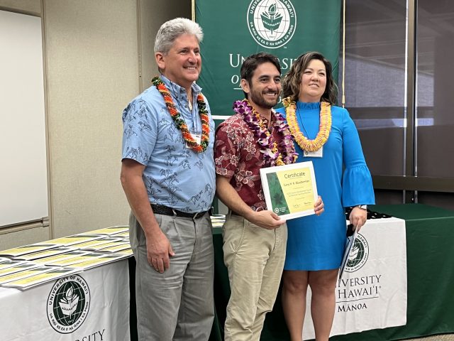 Gary Glauberman completes UH certificate