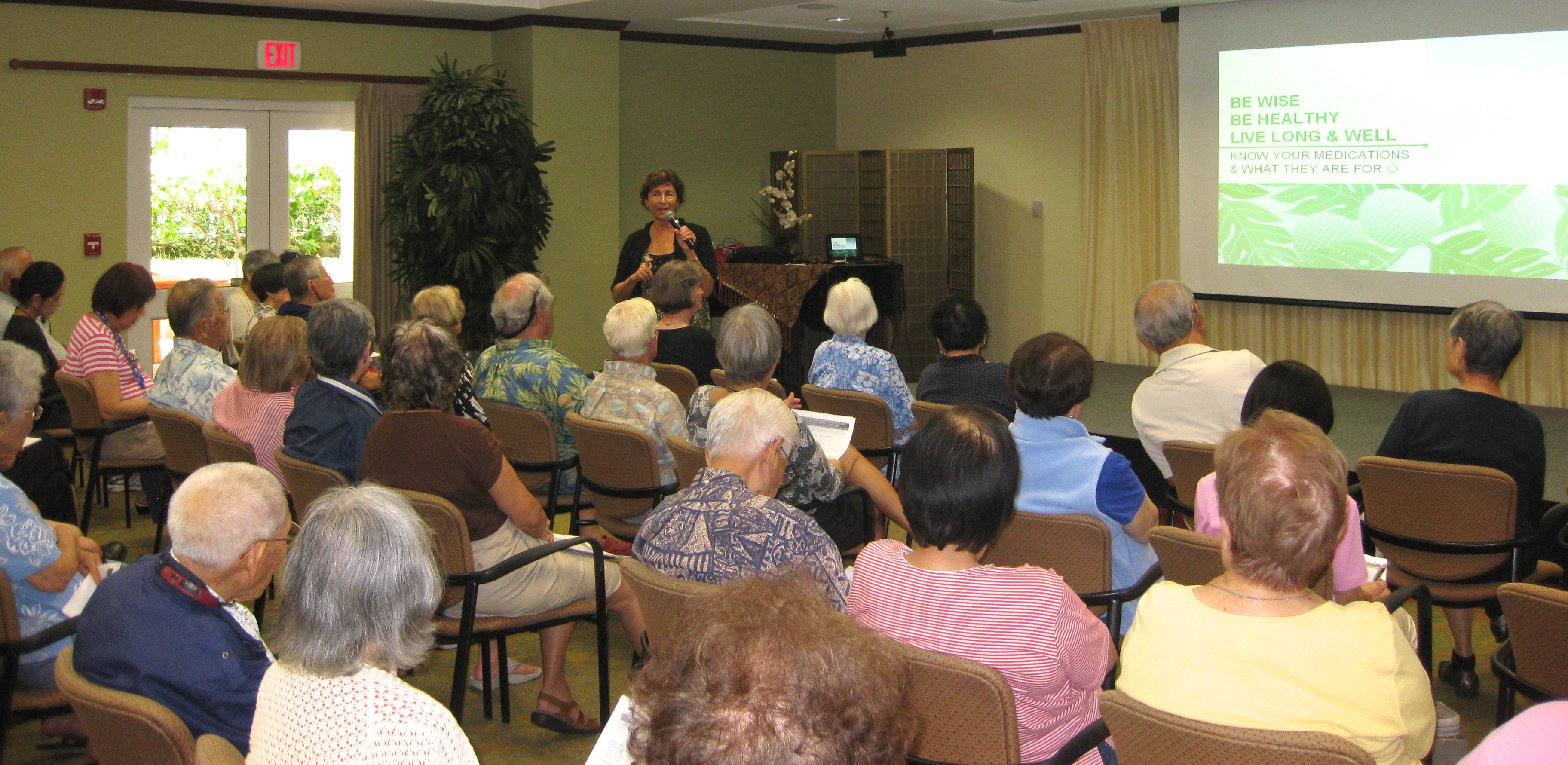 Kahala Nui residents enjoy lecture